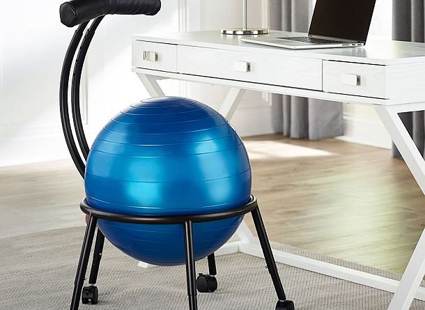 Кресло с фитнес-мячом для улучшения осанки Gaiam