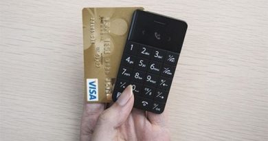 14 телефонов размером с кредитную карту