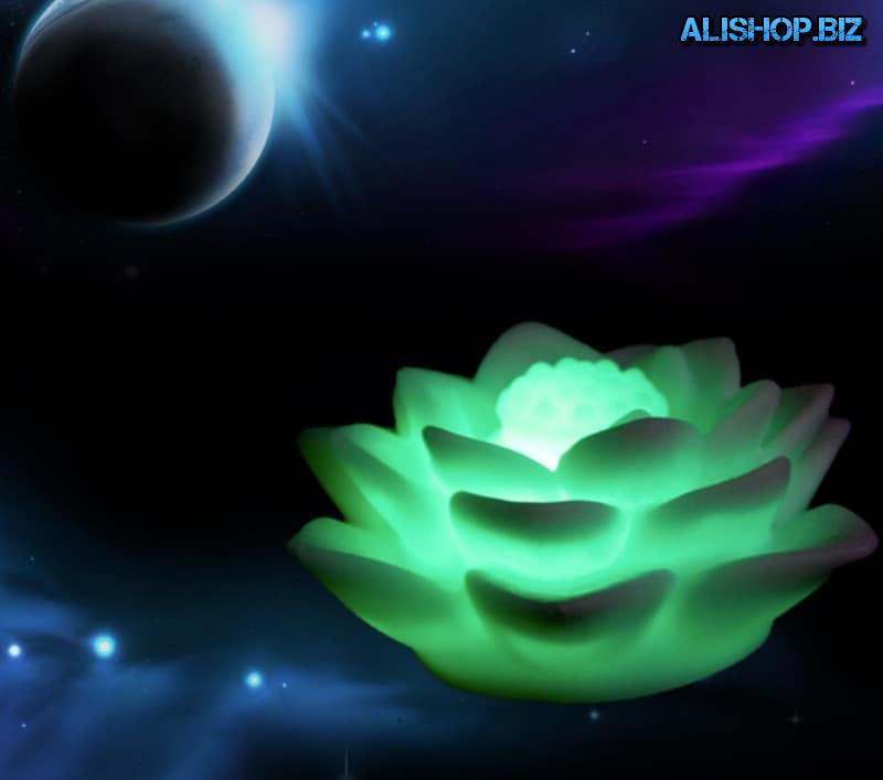 Night light in the shape of a Lotus