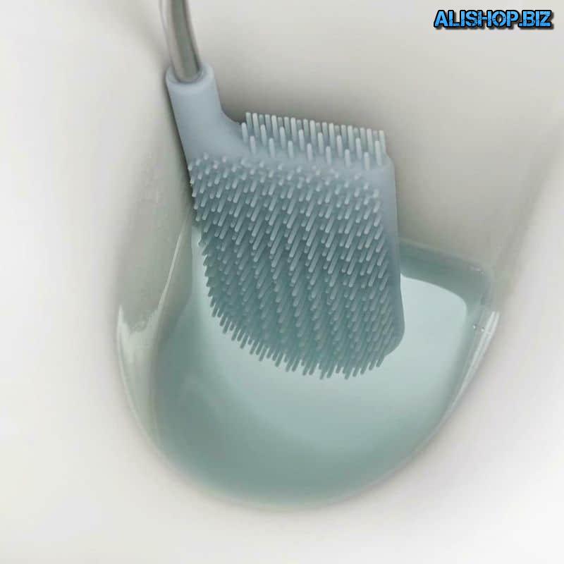 Flexible toilet brush from Joseph Joseph