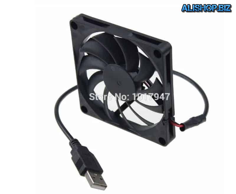 Fan with USB connection