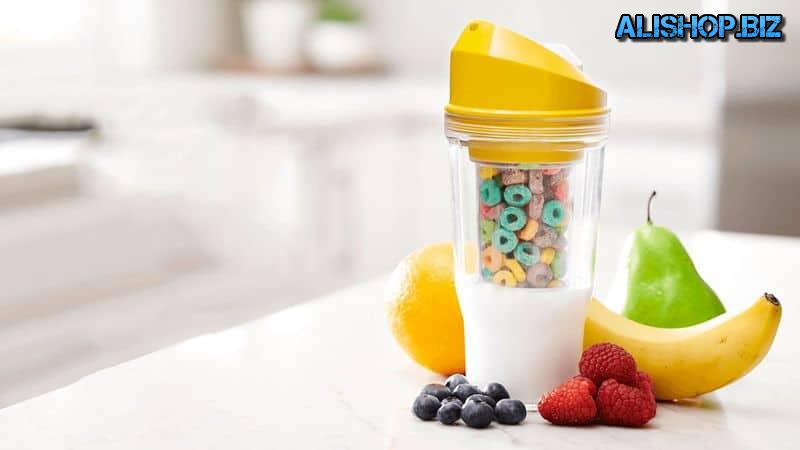 Portable glass to prepare a healthy Breakfast CrunchCup